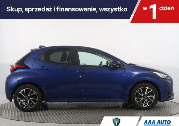 Toyota Yaris cena 70000 przebieg: 40996, rok produkcji 2021 z Trzemeszno małe 232